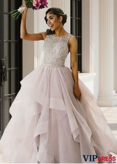 Organza Ball Gown Wedding Dress