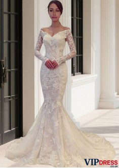 Off-the-Shoulder Lace Mermaid Wedding Dress with Train