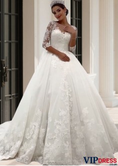 Tulle Ball Gown Wedding Dress – 3/4 Sleeves & Court Train Bridal Gown