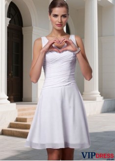 Knee Length Chiffon V Neck A Line Bridesmaid Dresses with Pleats