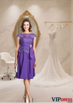 A-Line Chiffon Sleeveless Mother of the Bride Dress with Bateau Neck and Beading