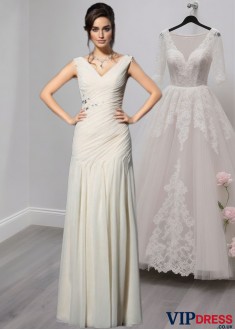 Sleeveless V-Neck Chiffon Mother of the Bride Dress with Beading and Appliques