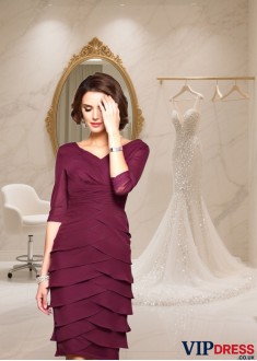 V-Neck Knee-Length Chiffon Formal Dress with Half Sleeves for Women