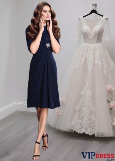 Knee Length Chiffon Mother of the Bride Dress with Lace and Jewel Neckline