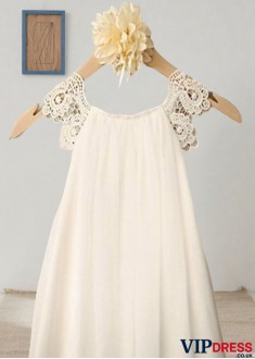 Chiffon Scoop Neck Sleeveless A-Line Flower Girl Dress with Lace