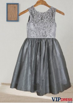 Tulle A Line Princess Floor-Length Flower Girl Dresses with Sash