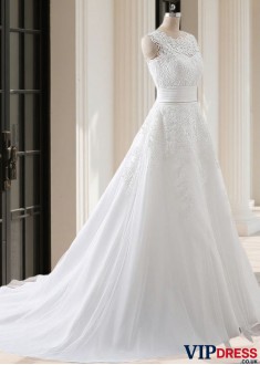Tulle Lace Scoop Neck 2 In 1 Sleeveless Full Length Wedding Dresses