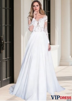 Long Sleeve Jewel Neck Tulle Chiffon A-Line Beach Bridal Gown