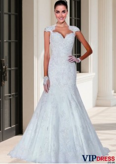 Mermaid Beach Wedding Dress with Chapel Train