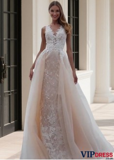 Bateau Neck Tulle & Lace 2-in-1 Beach Wedding Dress & Bridal Gown