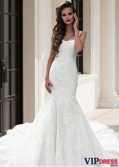 Tulle Scoop Neck Beach Wedding Dress