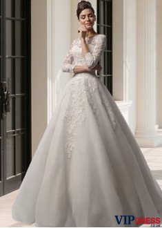 Elegant Jewel Neck Tulle A-Line Wedding Dress with Illusion 3/4 Sleeves 
