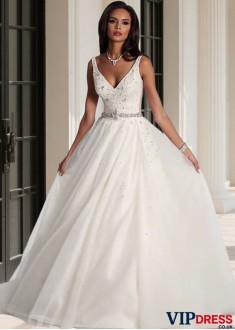 Plus Size Tulle A Line Wedding Dress – Sleeveless Full Length Bridal Gown