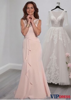 Elegant Bateau Neck Full-Length Tulle Chiffon Mother of the Bride Dress 