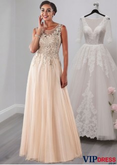 Tulle A-Line Wedding Party Dresses UK with Scoop Neck and Appliques
