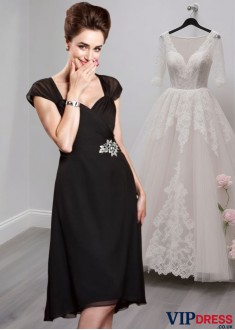 Knee-Length Black Chiffon A-Line Mother of the Bride Dress with Sweetheart Neckline