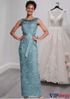 Delicate Full-Length Lace Mother of the Bride Dress with Scoop Neckline – Elegant Sheath Gown