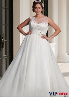 Plus Size Scoop Neck Tulle Wedding Dresses UK With Beading