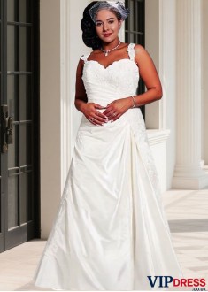 Sweetheart Plus Size Chapel Train Dress